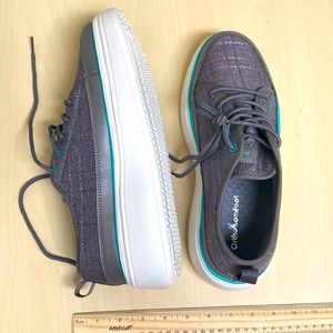 NWT OrthoComfort Sneakers with Laces size EU 42